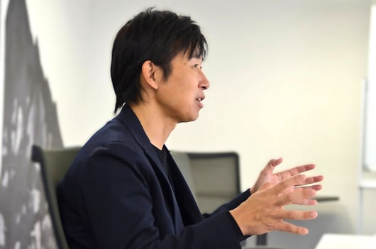 右向き_古瀬氏
