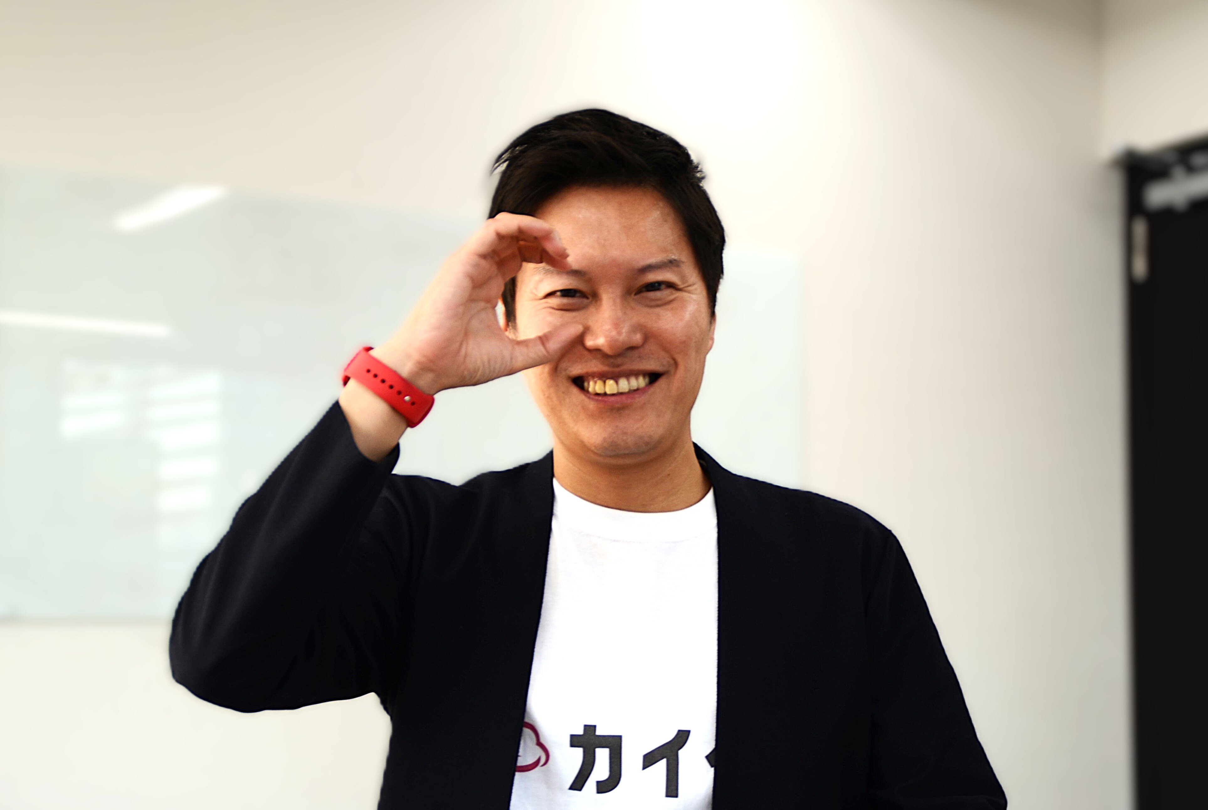 C背景ぼかし_江尻さん